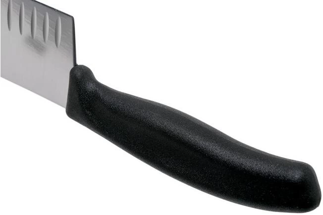 Victorinox SwissClassic 6.8523.17G Santoku With Dimples 17 Cm, Black 6 Victorinox SwissClassic 6.8523.17G Santoku With Dimples 17 Cm, Black - Image 4