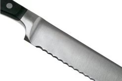 Wüsthof Classic Serrated Carving Knife 23 Cm, 1040100923 -Knife Shop WU1040100923 04 wusthof classic v202009