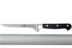 Zwilling J.A. Henckels Professional "S" Boning Knife 14 Cm (5.5") -Knife Shop ZW31024 140 04 zwilling professional s 31024 140 uitbeenmes d4
